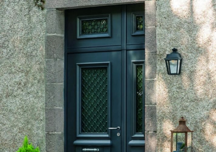 Porte d'entrée en bois